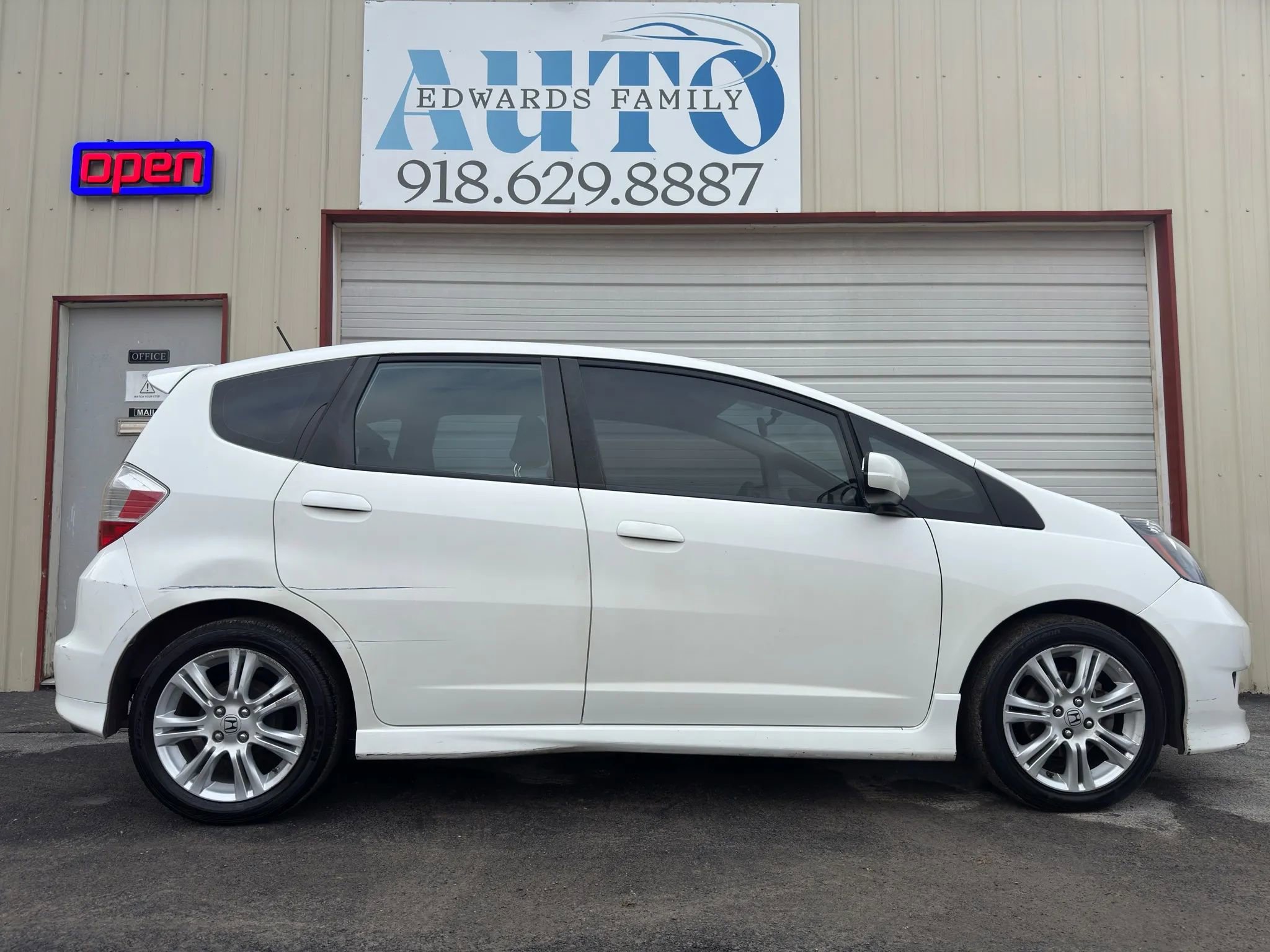 Used 2011 Honda Fit Sport image 11