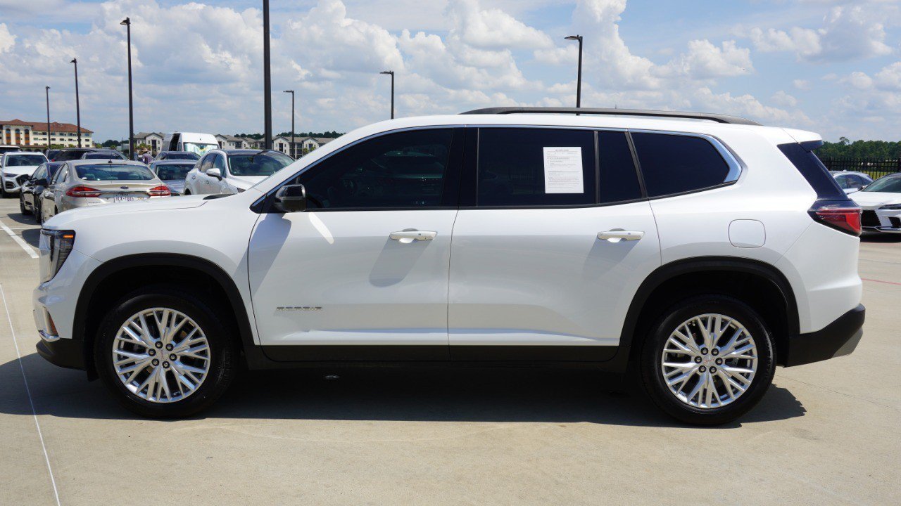 Used 2025 GMC Acadia Elevation w/ Elevation Premium Package FWD image 5