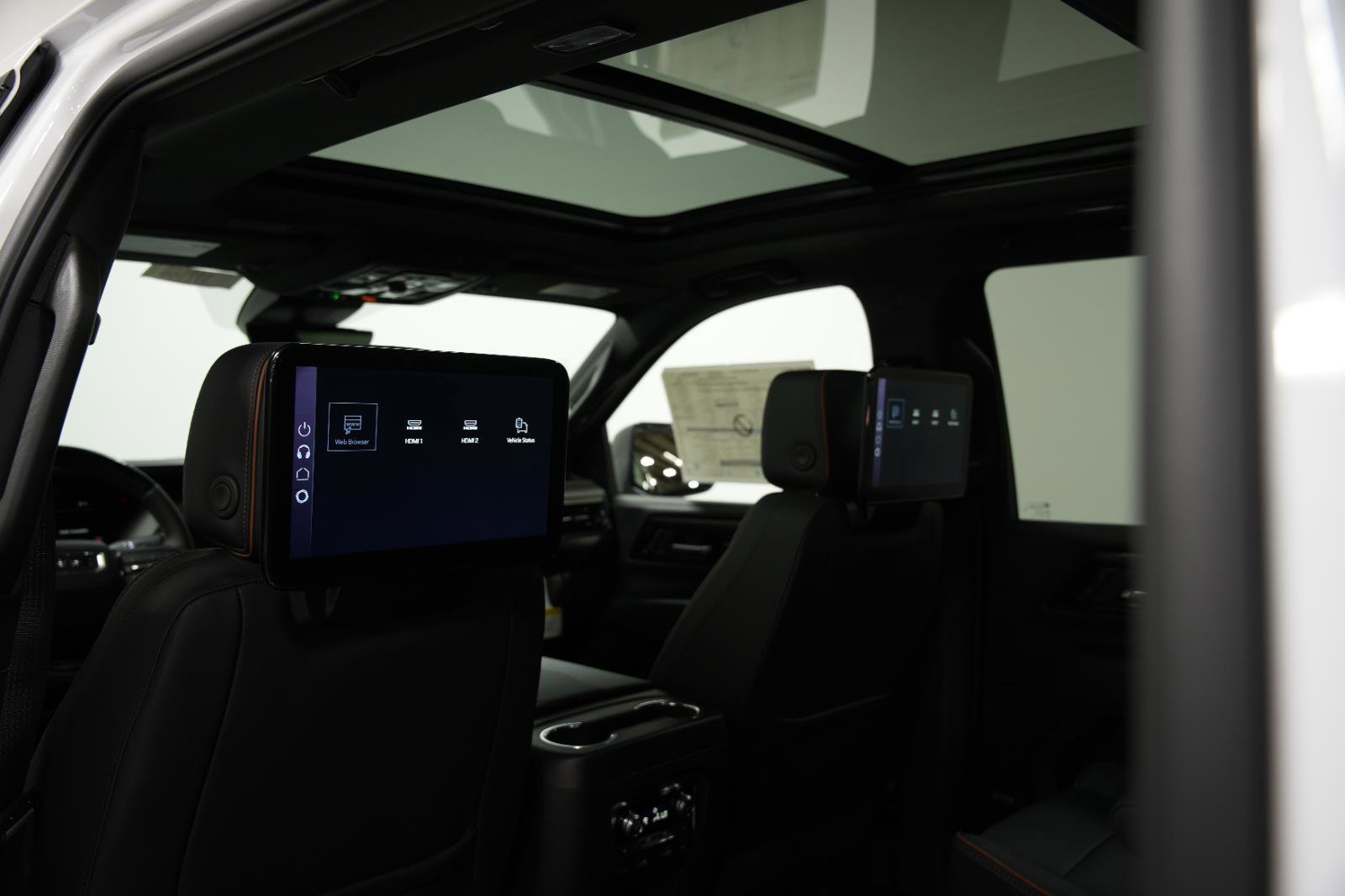 New 2026 GMC Yukon XL AT4 w/ AT4 Premium Plus Package AWD/4WD image 26