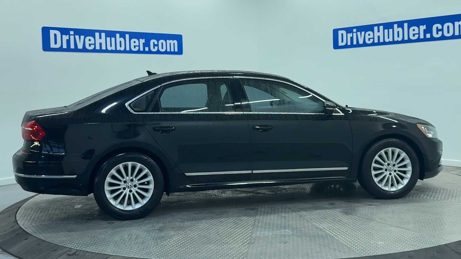 Used 2016 Volkswagen Passat 1.8T SE FWD image 9
