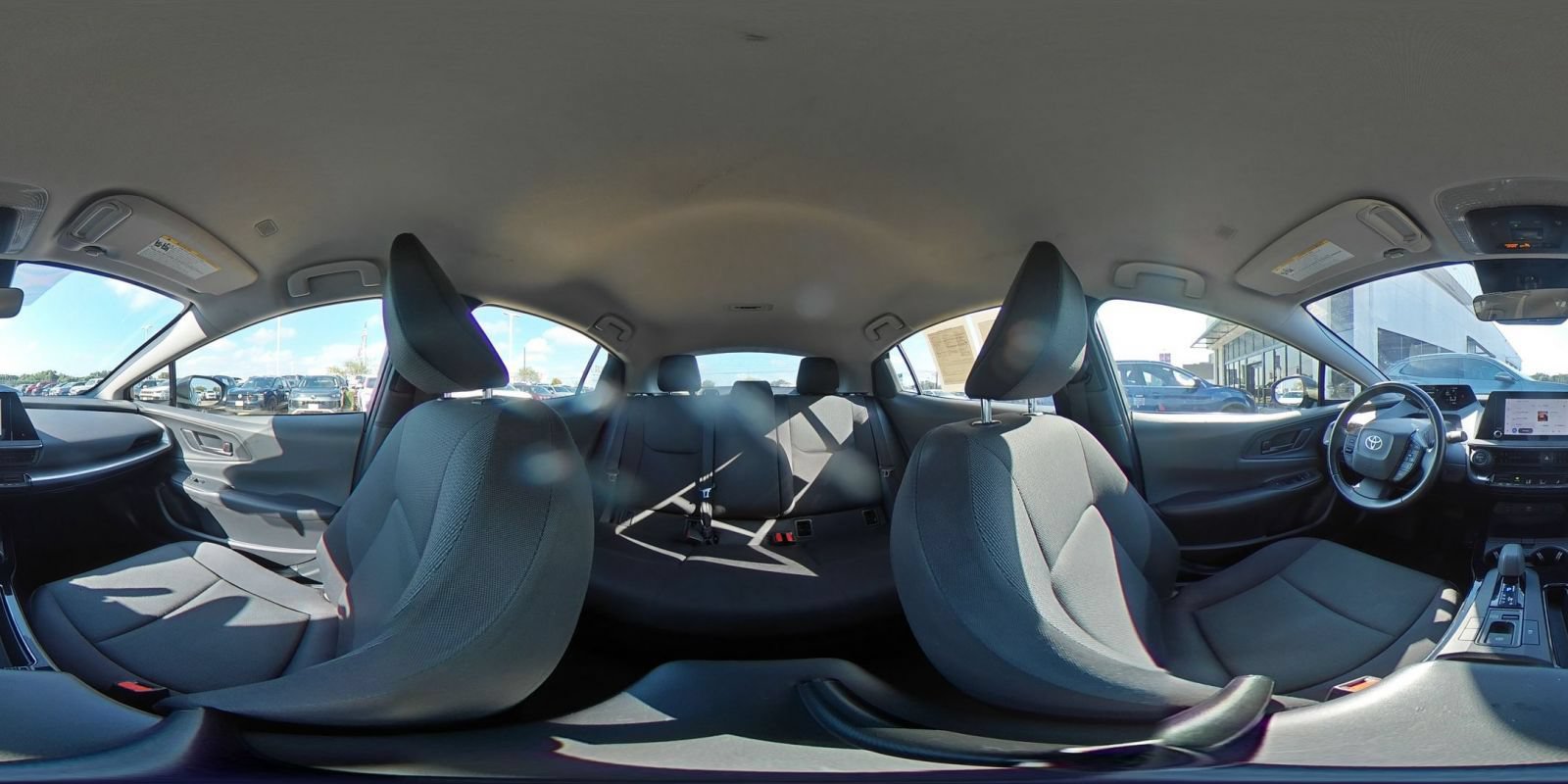Used 2024 Toyota Prius LE FWD image 39