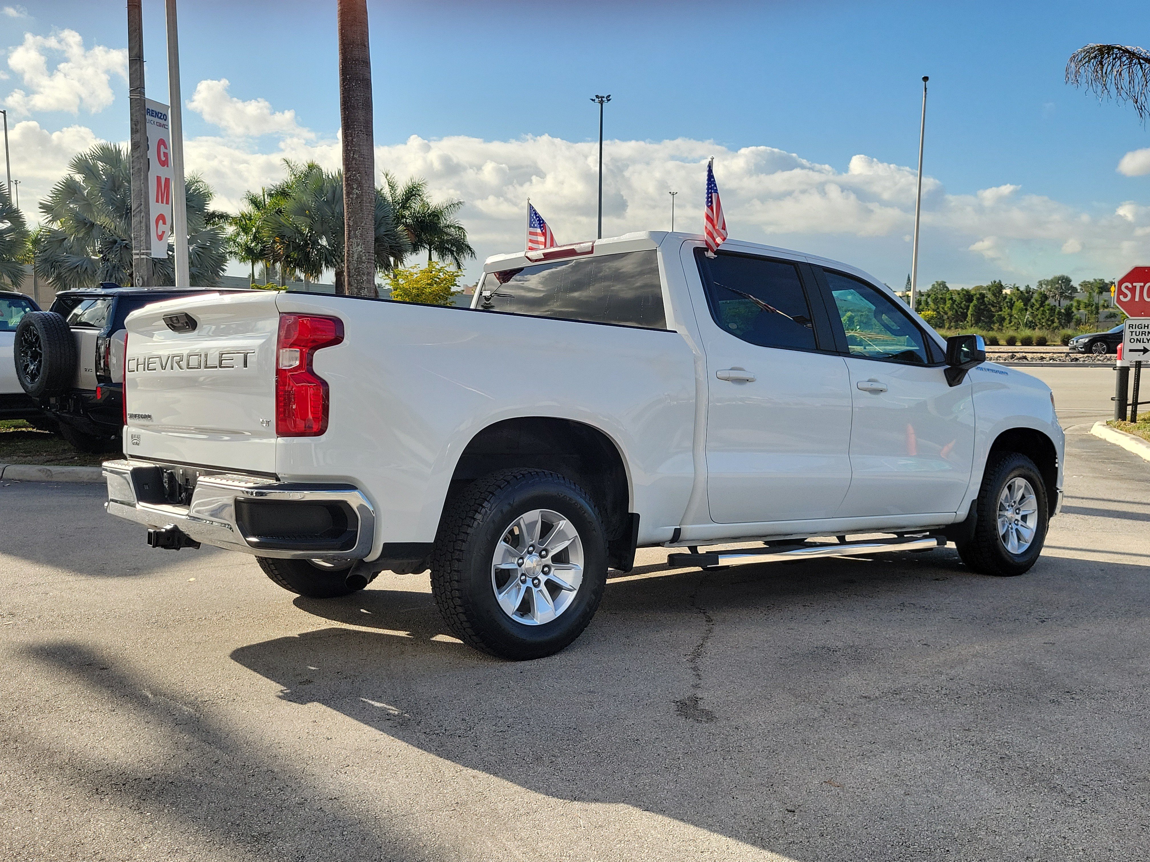 Used 2023 Chevrolet Silverado 1500 LT RWD image 5