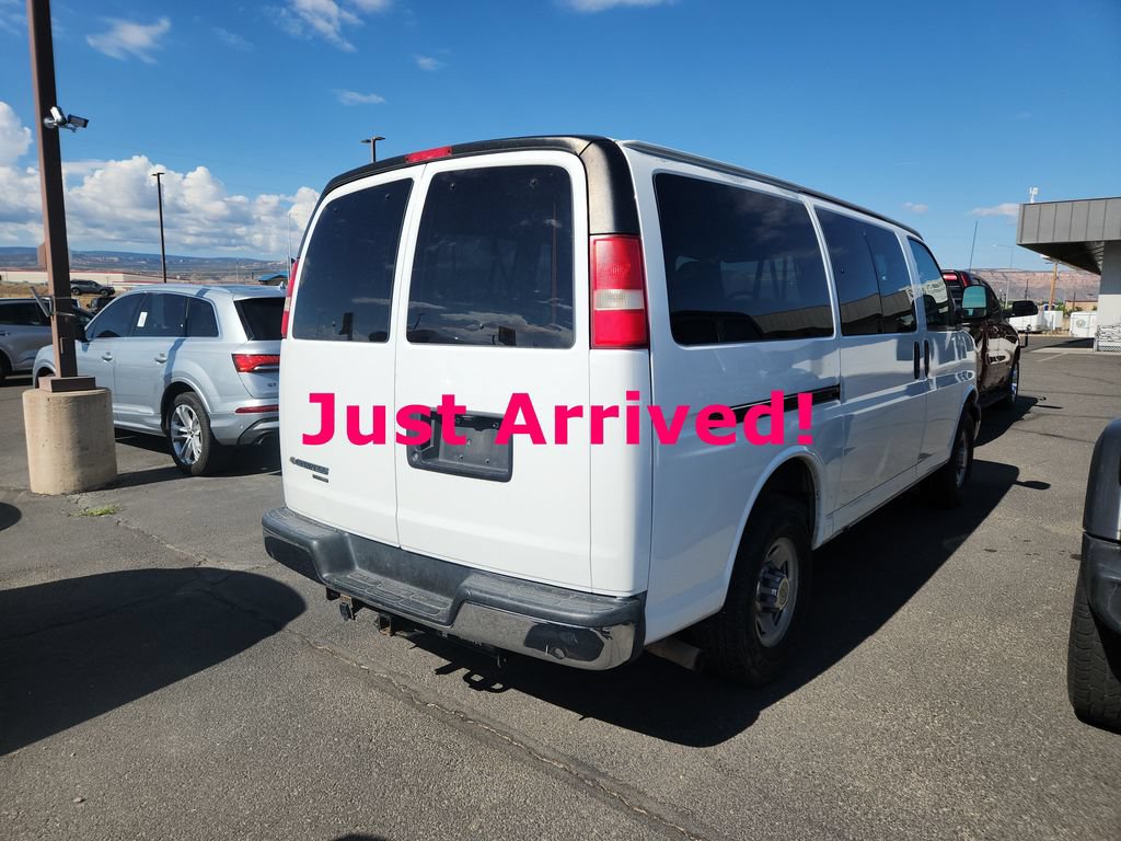 Used 2012 Chevrolet Express 3500 LT w/ LT Preferred Equipment Group RWD image 4