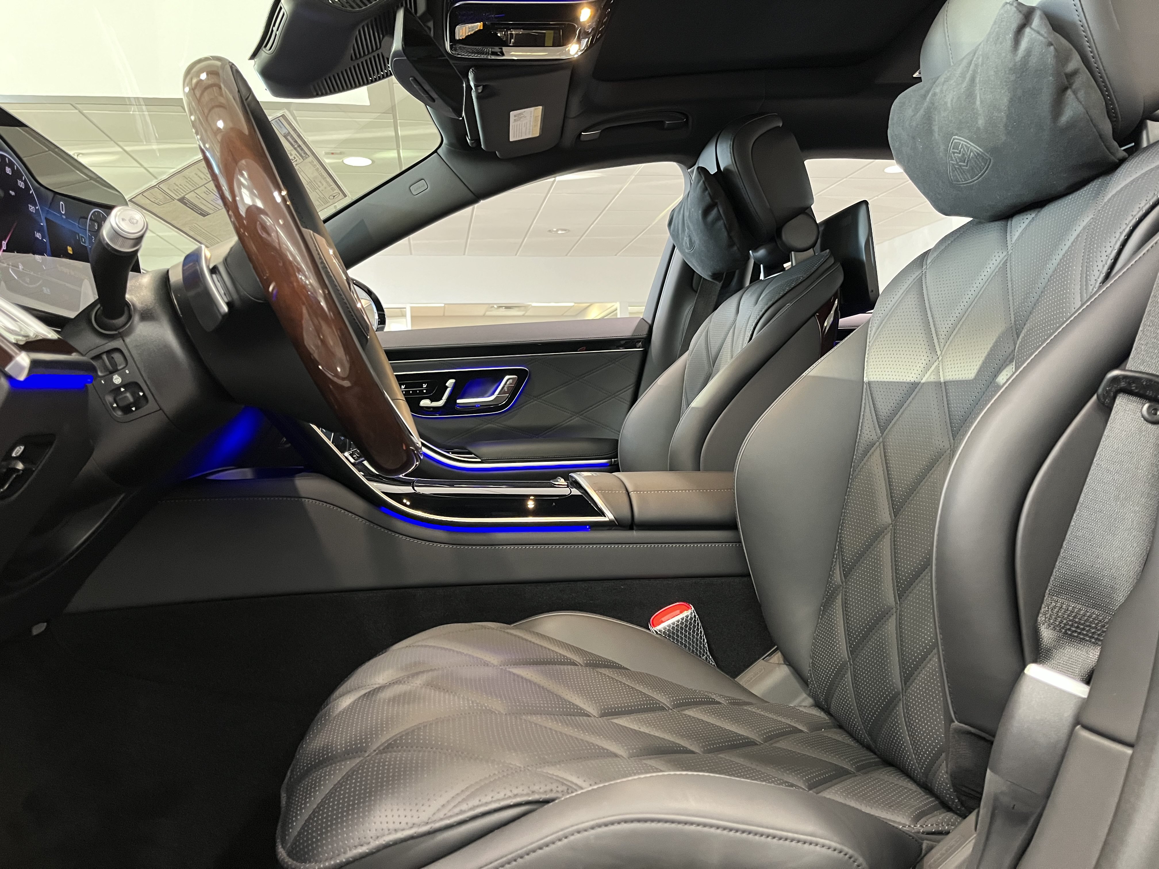 New 2026 Mercedes-Benz Maybach S 680 4MATIC image 11