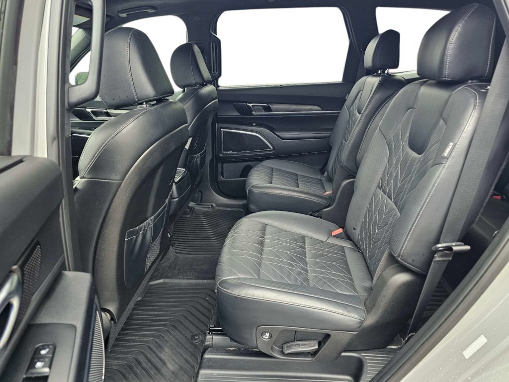 Certified 2023 Kia Telluride SX Prestige X-Line AWD/4WD image 32