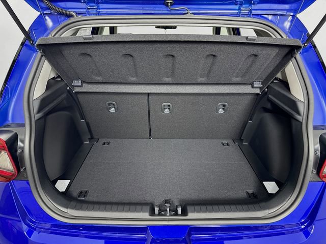 Used 2025 Hyundai Venue Limited FWD image 38