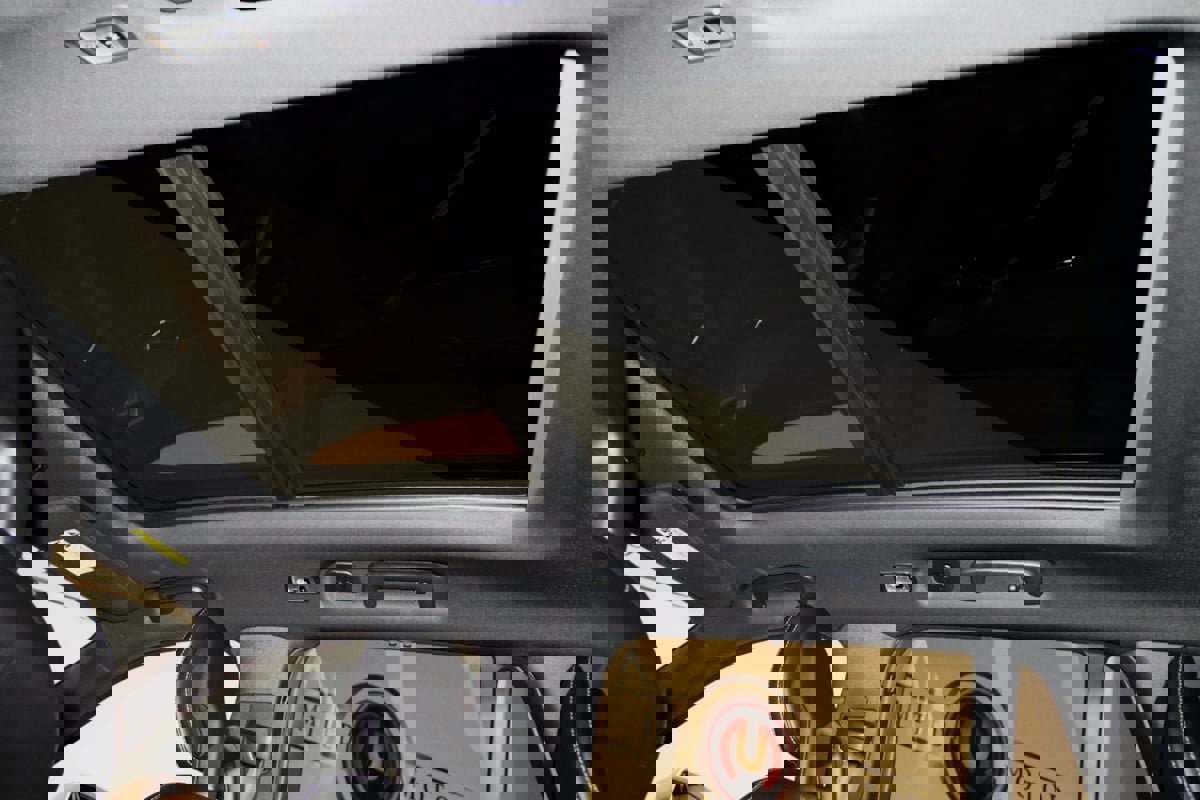 Used 2018 Volvo XC90 T6 Inscription w/ Convenience Package image 16