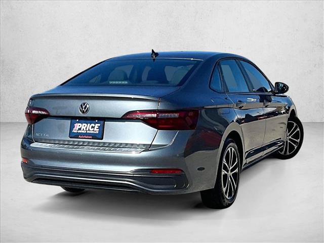 Used 2024 Volkswagen Jetta Sport FWD image 2