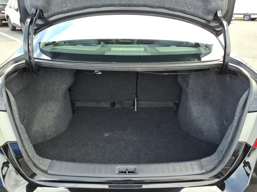 Used 2019 Nissan Sentra SV image 17