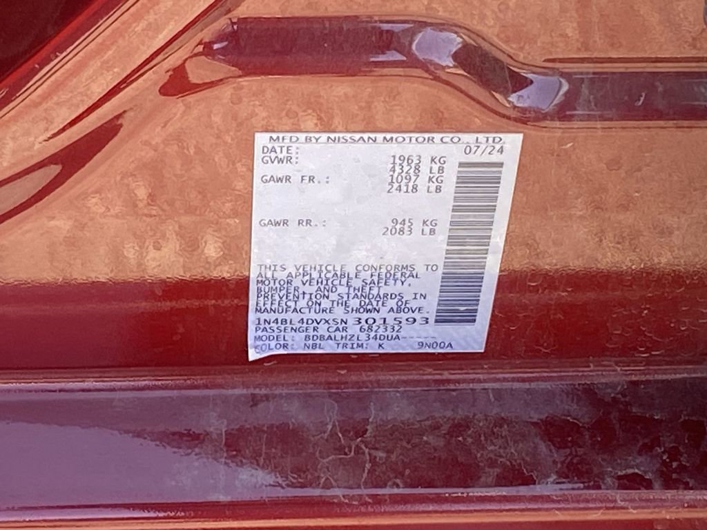 Used 2025 Nissan Altima 2.5 SV FWD image 28