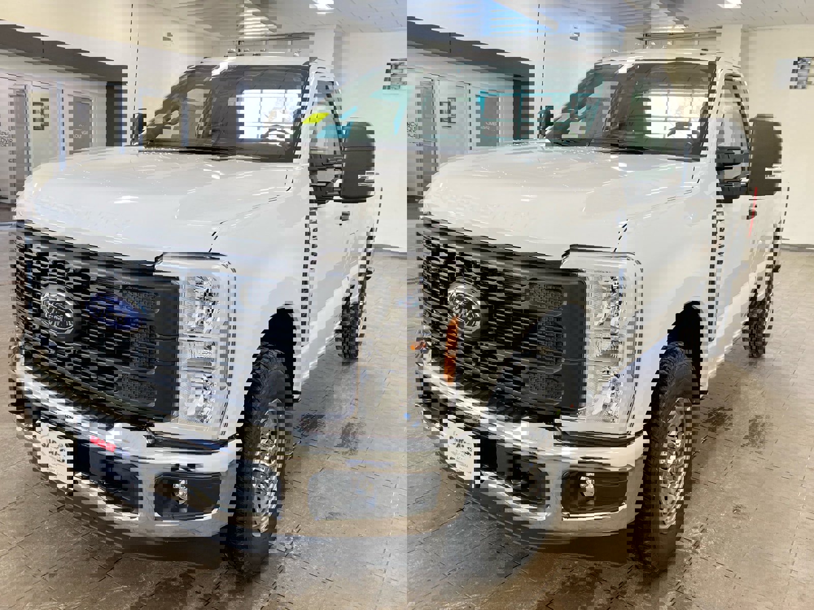 New 2026 Ford F250 XL w/ XL Chrome Package image 4