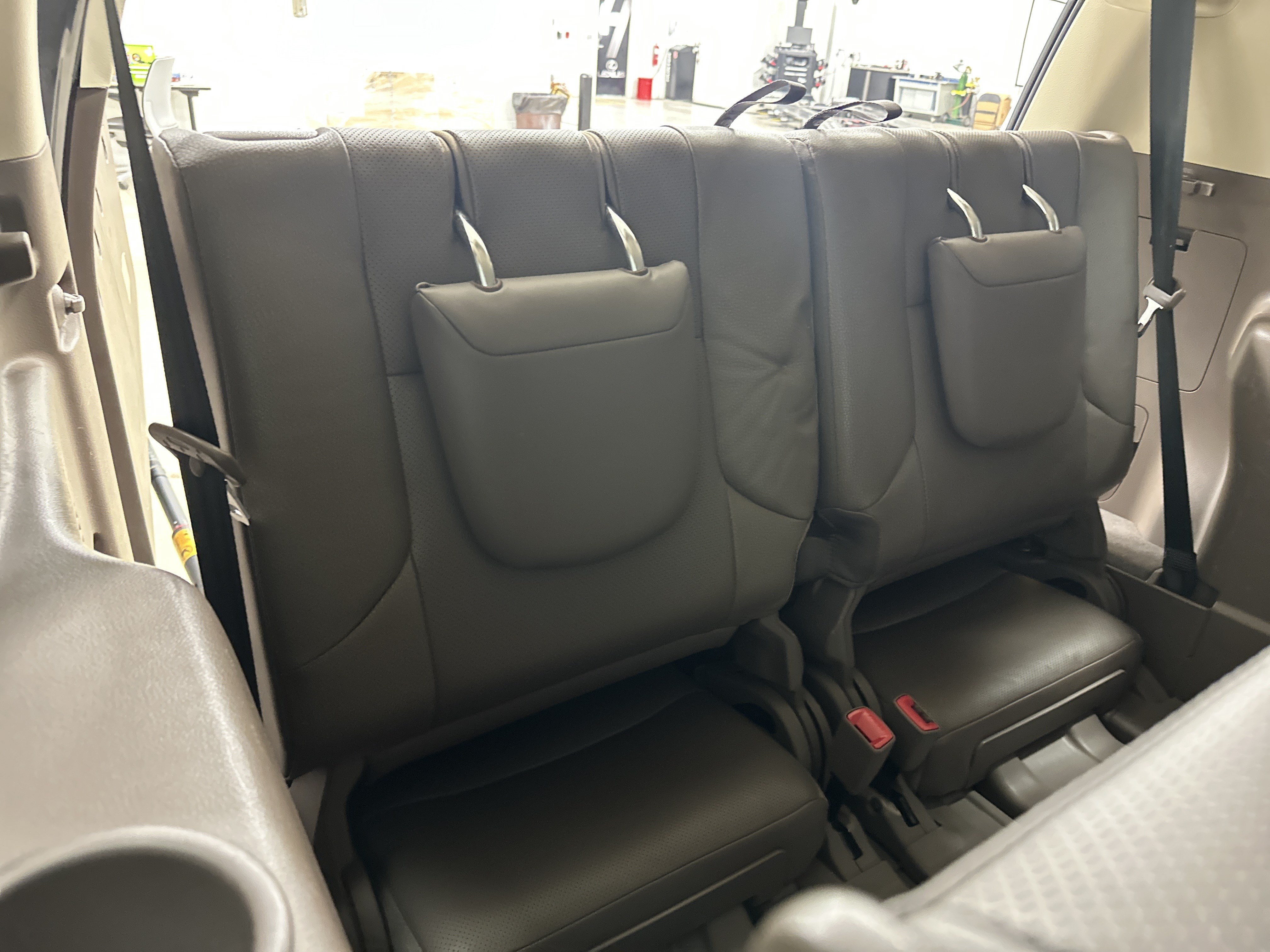 Used 2017 Lexus GX 460 AWD/4WD image 32