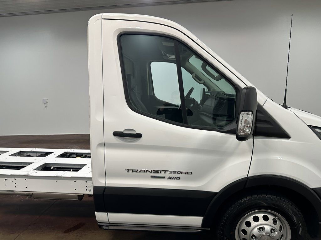 Used 2023 Ford Transit 350 DRW AWD image 39