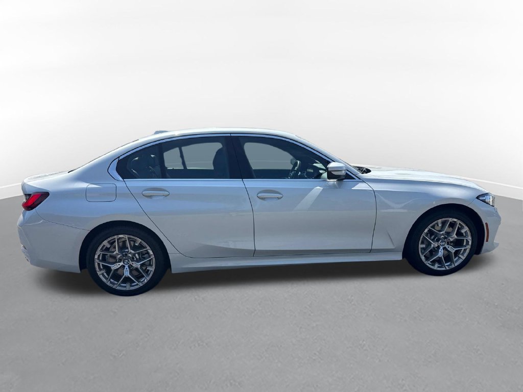 Used 2025 BMW 330i Sedan RWD image 5