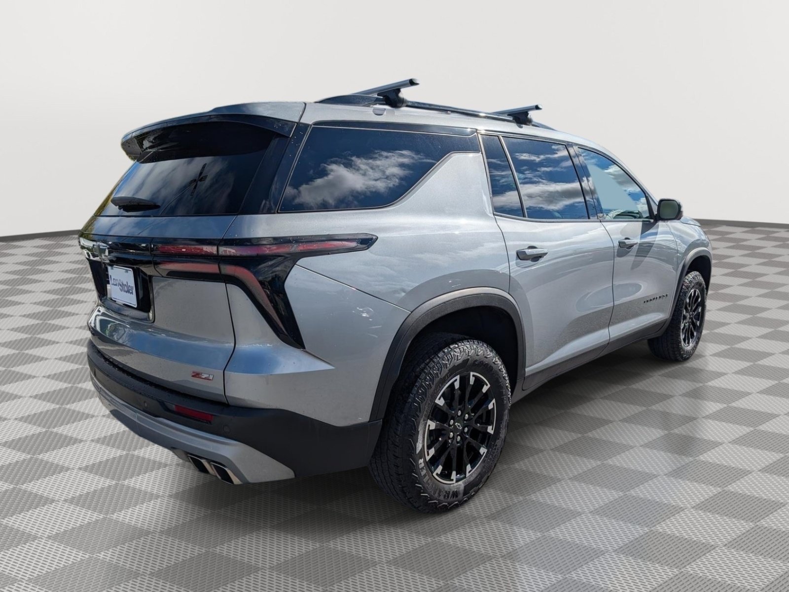 Used 2024 Chevrolet Traverse Z71 w/ LPO, Floor Liner Package AWD/4WD image 5
