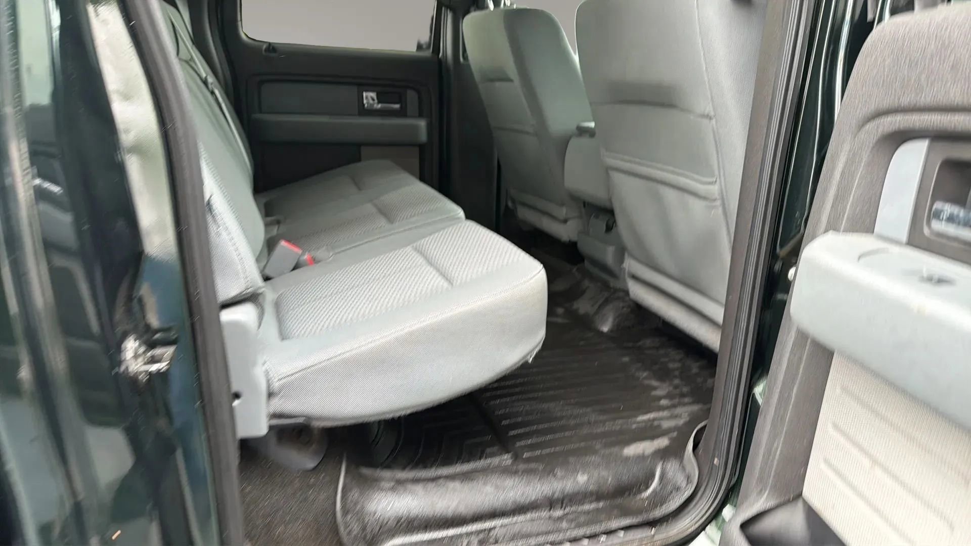 Used 2013 Ford F150 XLT w/ Mid Equipment Group image 34