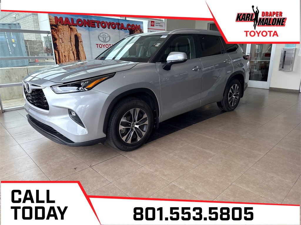 Used 2024 Toyota Highlander XLE