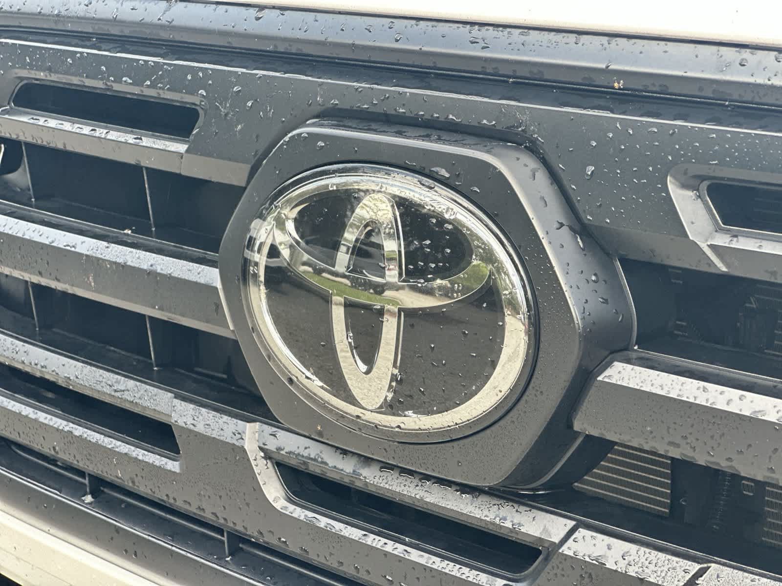 Used 2019 Toyota Tacoma SR w/ SR Convenience Package RWD image 8