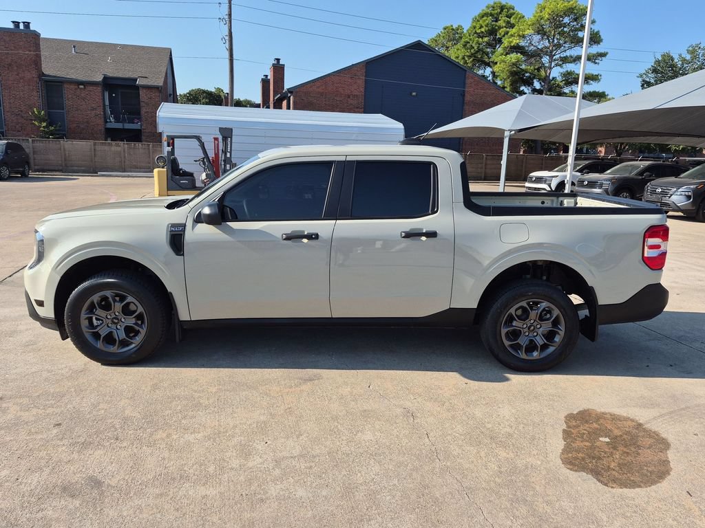 Used 2025 Ford Maverick XLT w/ Equipment Group 302A AWD/4WD image 4