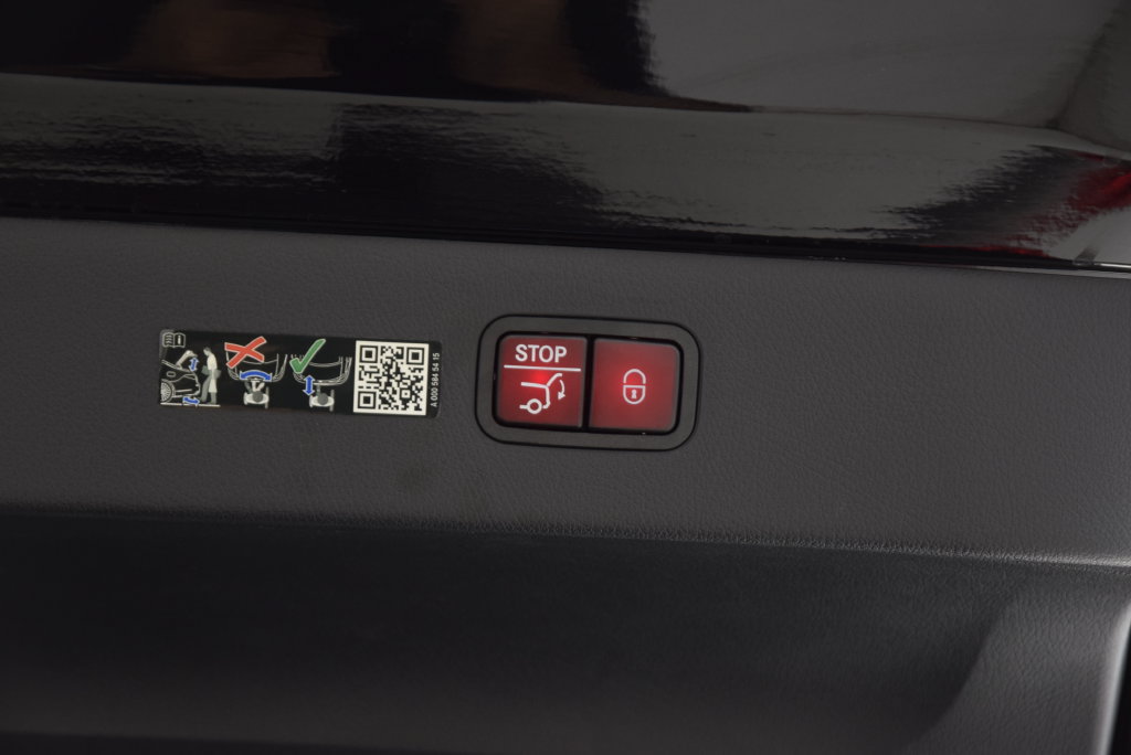 Certified 2024 Mercedes-Benz EQS 580 4MATIC Sedan image 30