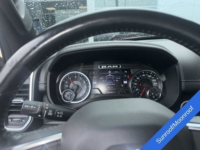 Used 2021 RAM 1500 Laramie AWD/4WD image 9