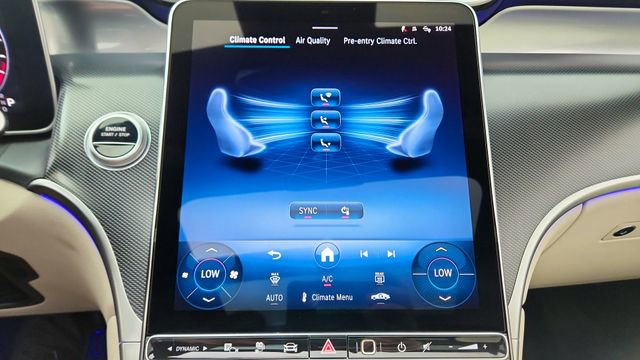 Used 2025 Mercedes-Benz GLC 350e 4MATIC image 46