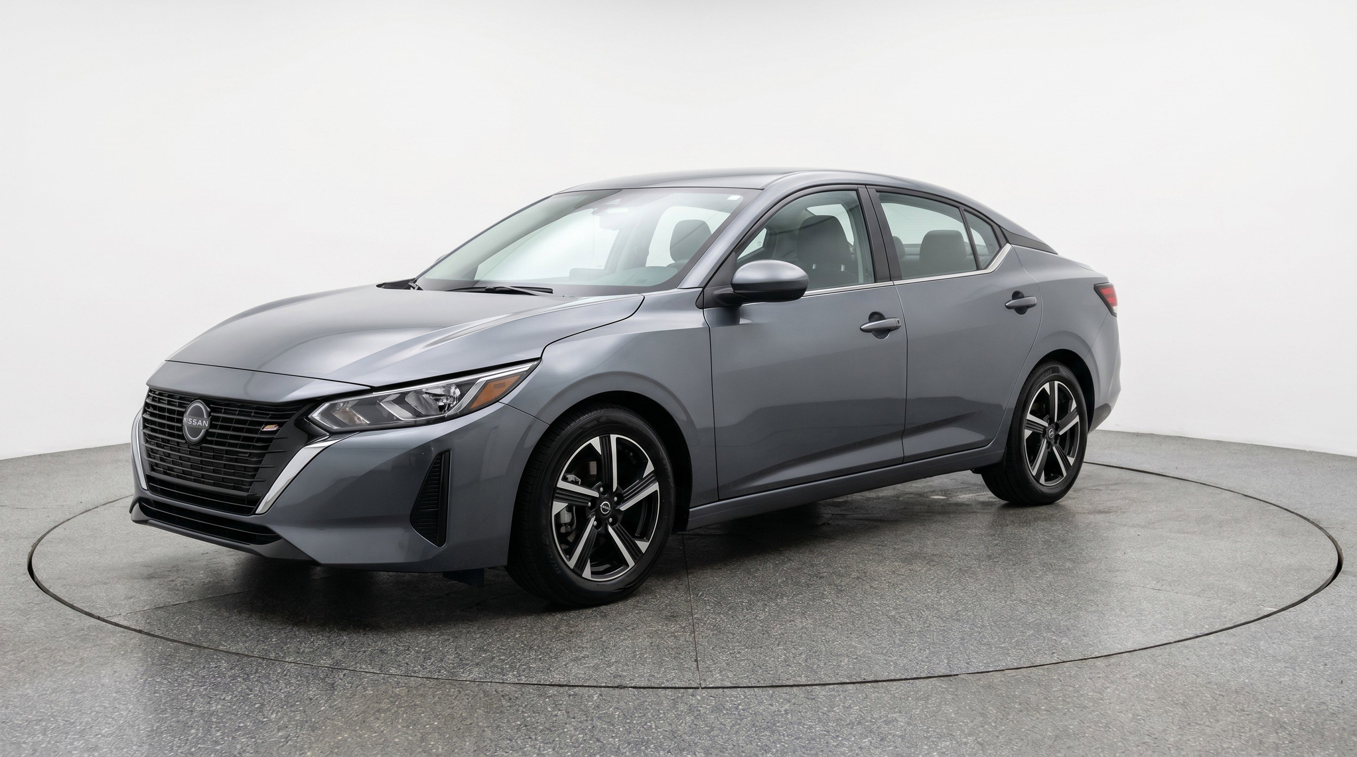 Used 2025 Nissan Sentra SV FWD image 3