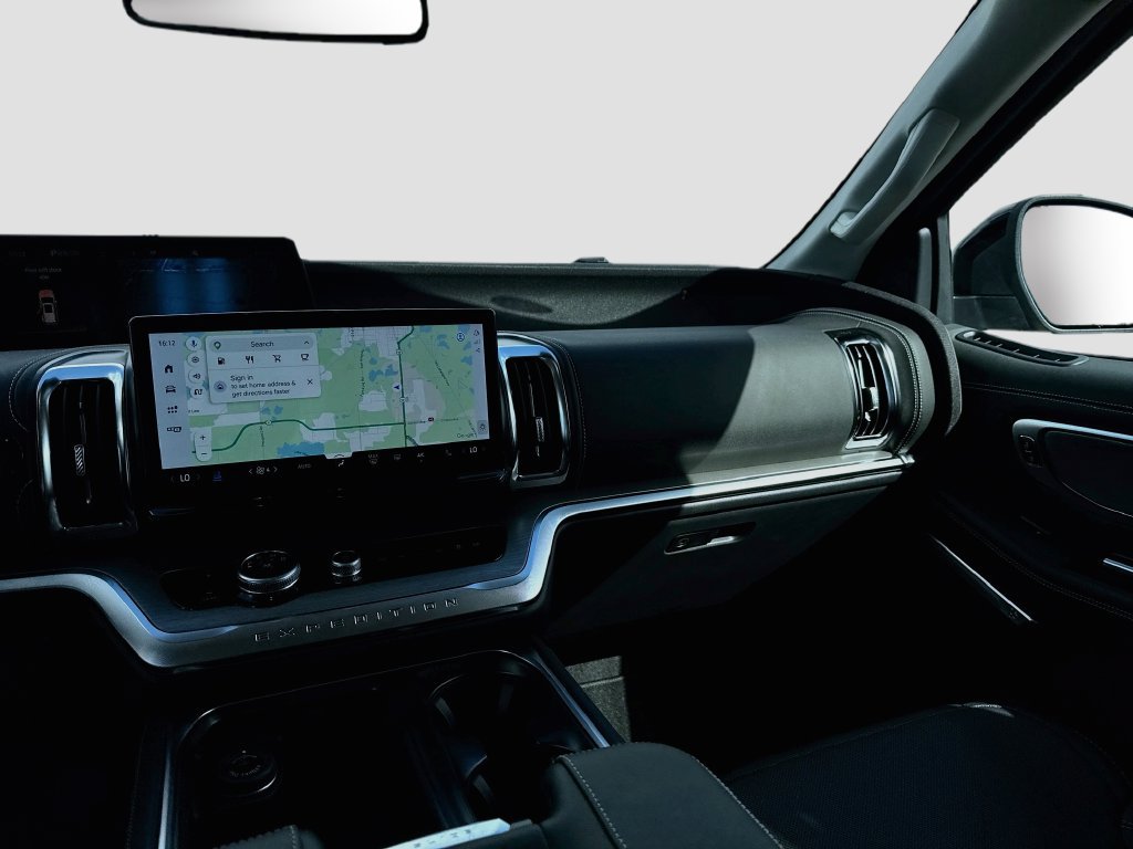 New 2027 Ford Expedition Platinum RWD image 24