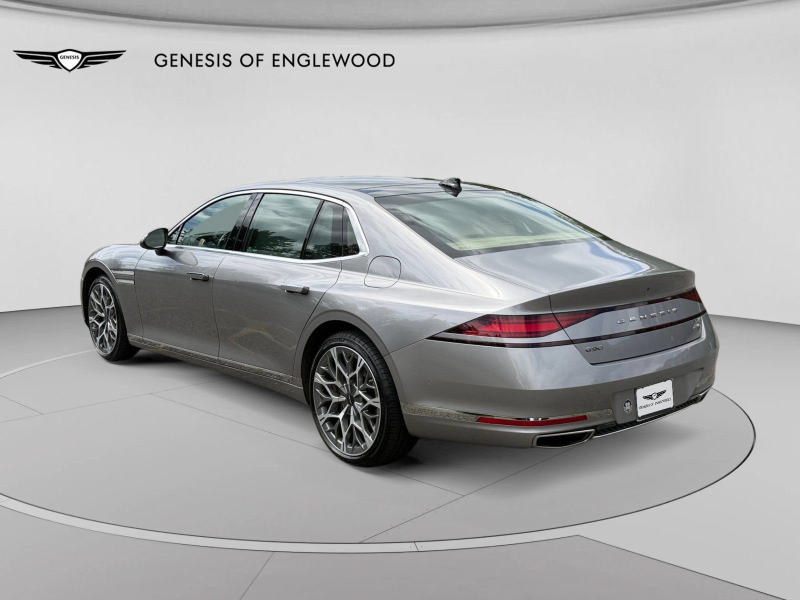 Used 2025 Genesis G90 3.5T AWD/4WD image 12