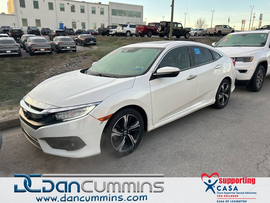 Used 2018 Honda Civic Touring image 1