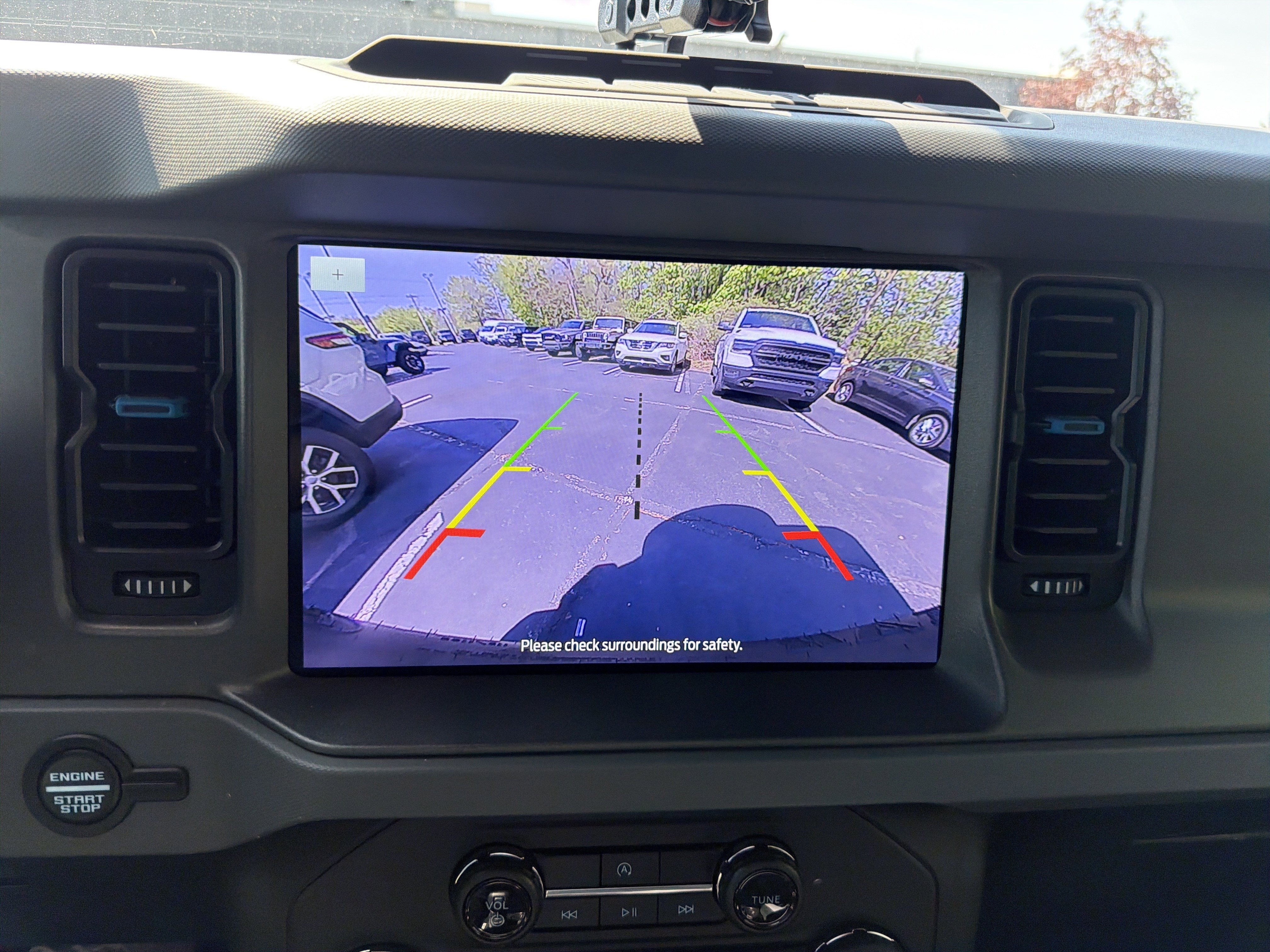 Used 2024 Ford Bronco Black Diamond image 27