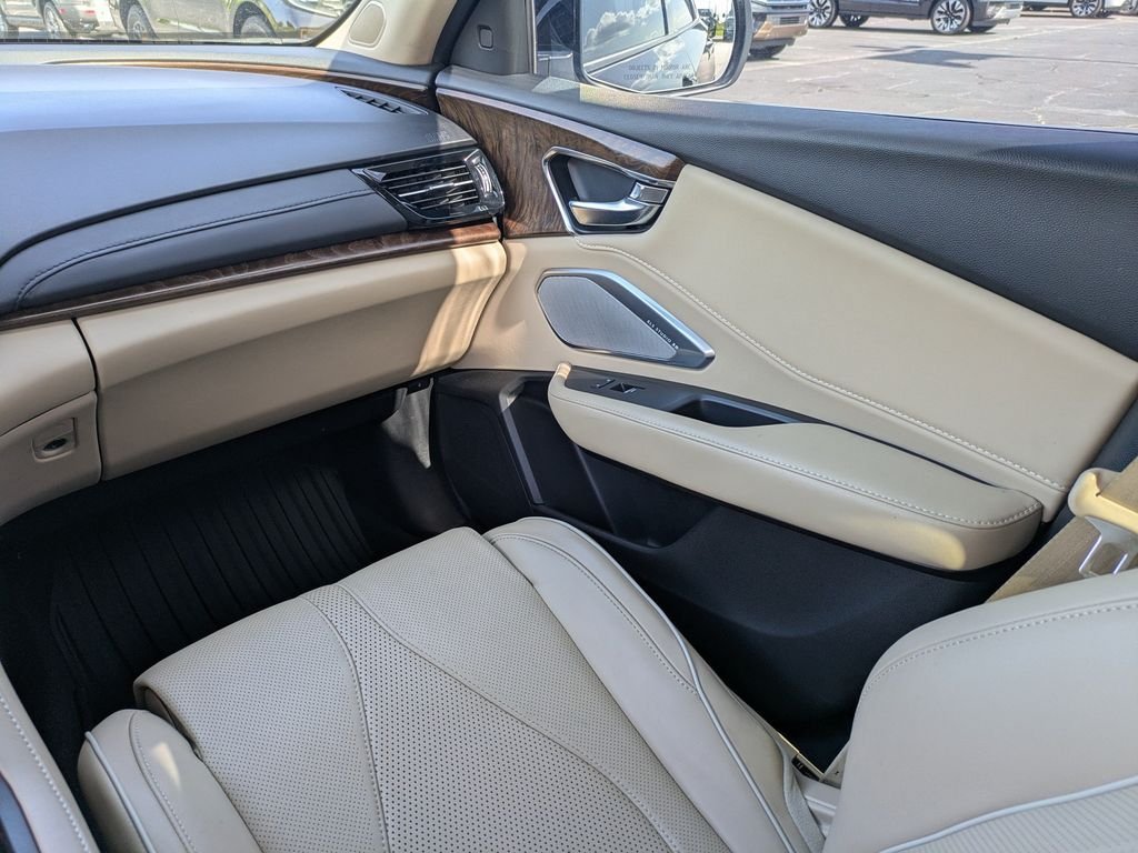 Used 2019 Acura RDX w/ Advance Package AWD/4WD image 18