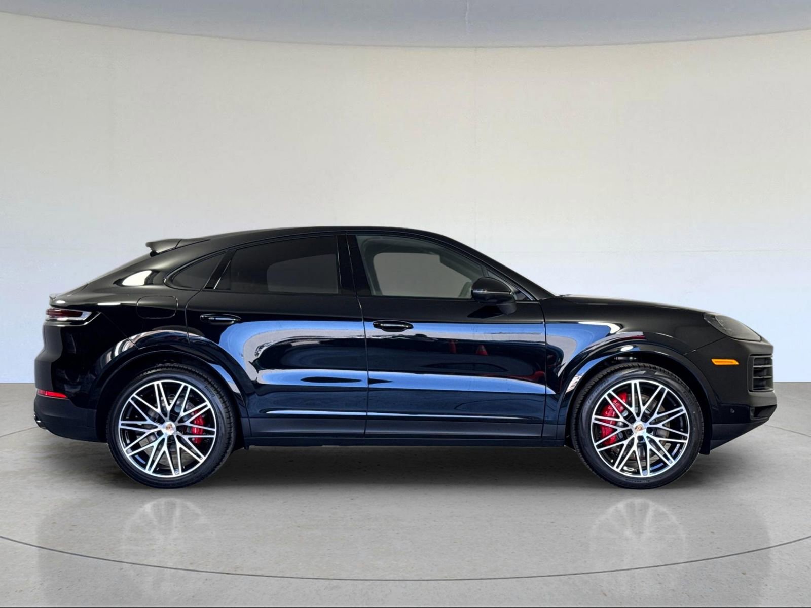 New 2026 Porsche Cayenne S image 9