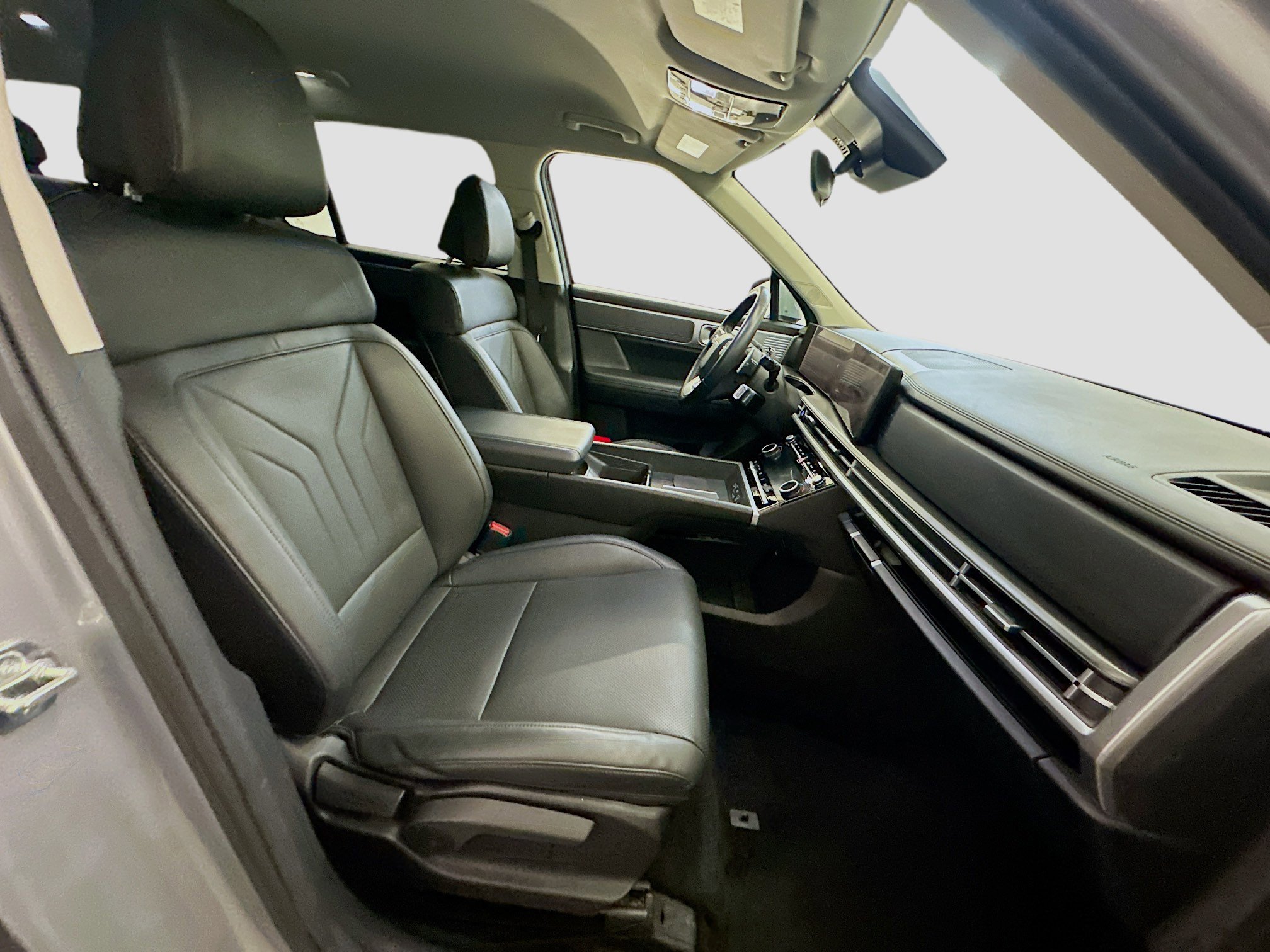 Used 2025 Hyundai Santa Fe SEL image 33