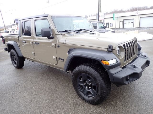 Used 2020 Jeep Gladiator Sport image 10
