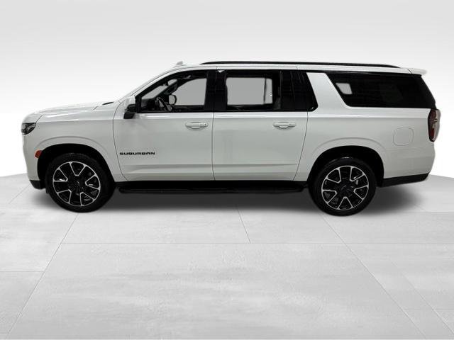 Certified 2022 Chevrolet Suburban RST w/ Sport Performance Package AWD/4WD image 3