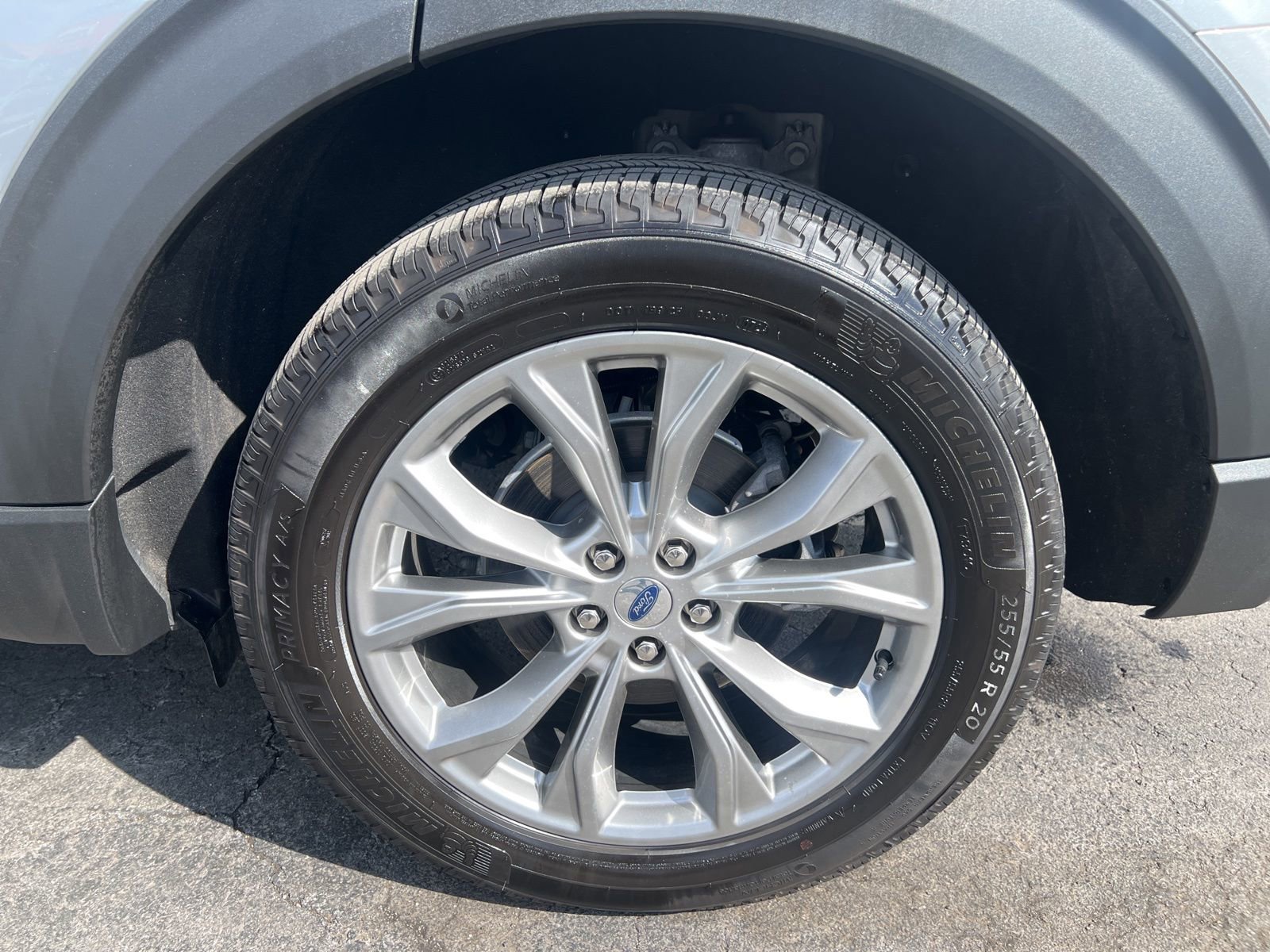 Used 2024 Ford Explorer XLT w/ Equipment Group 202A AWD/4WD image 37