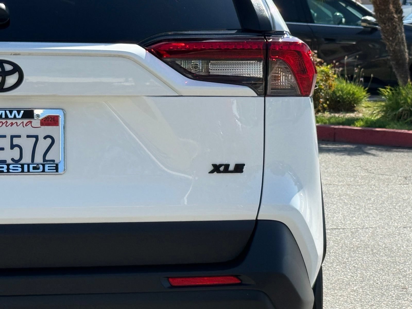 Used 2024 Toyota RAV4 XLE w/ Convenience Package FWD image 13
