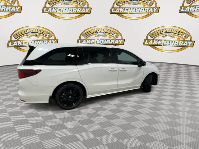 Used 2024 Honda Odyssey Sport image 2