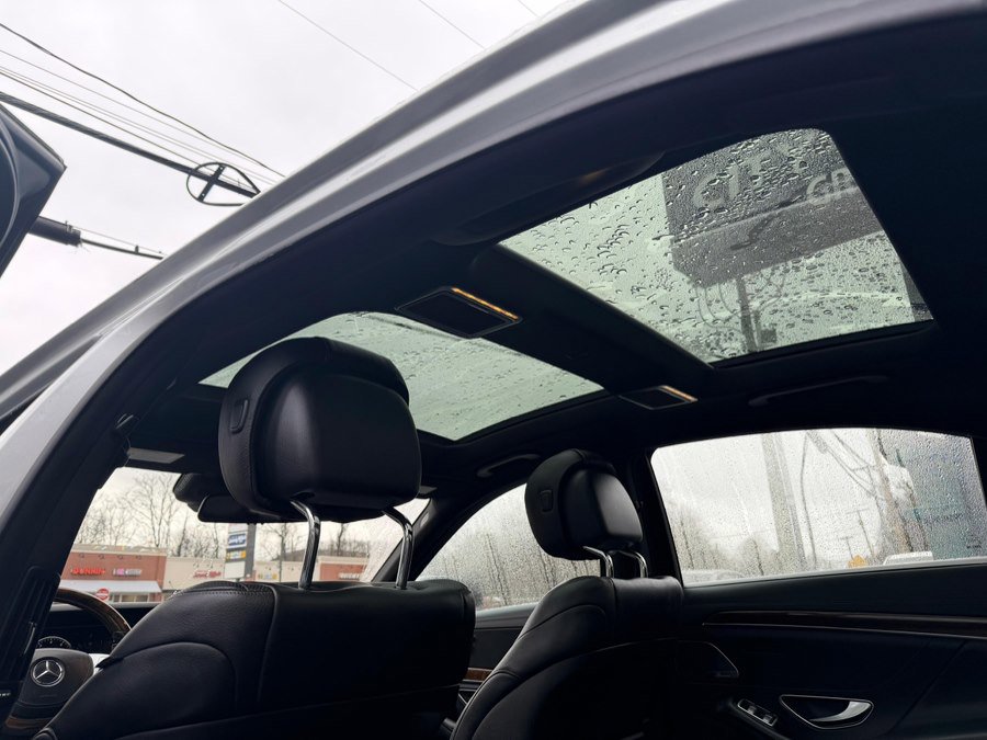 Used 2015 Mercedes-Benz S 550 4MATIC Sedan image 13