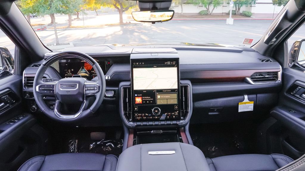 New 2026 GMC Yukon Denali w/ Denali Reserve Package image 14