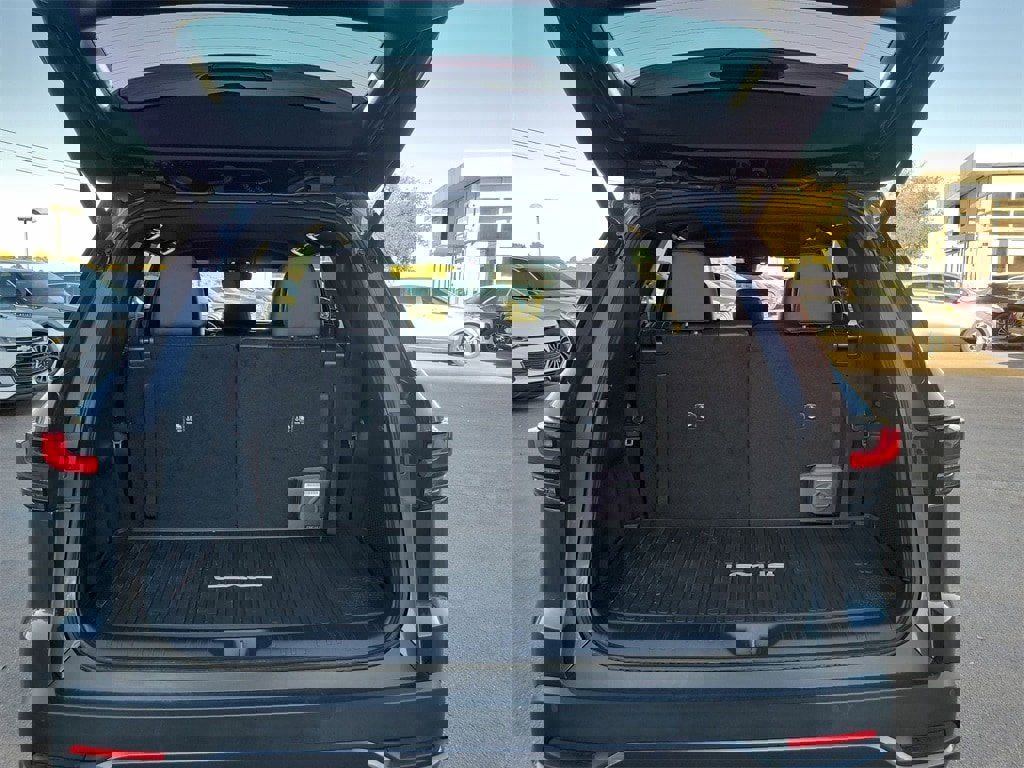 Used 2025 Lexus TX 350 AWD image 12