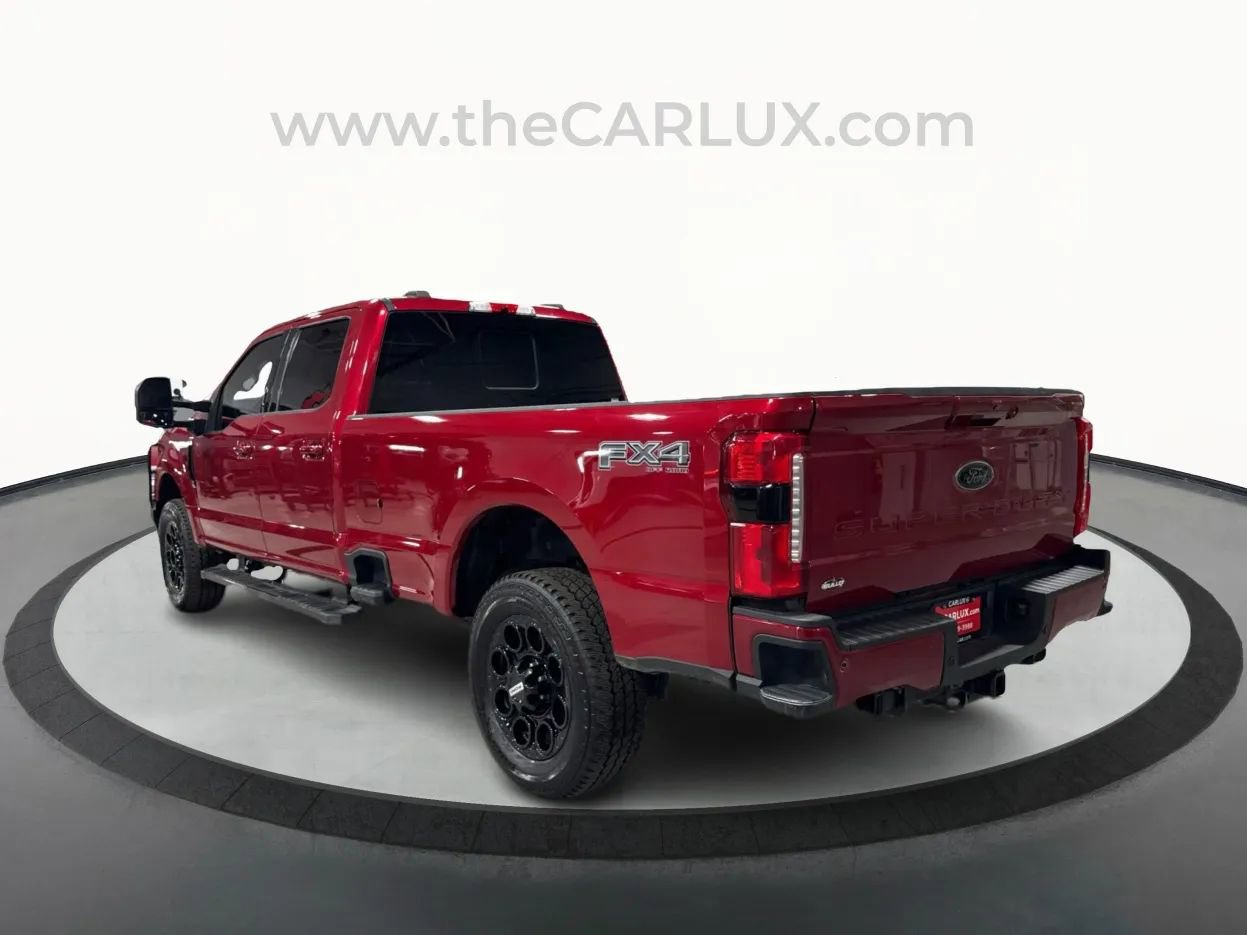 Used 2022 Ford F350 Lariat w/ Black Appearance Package image 5