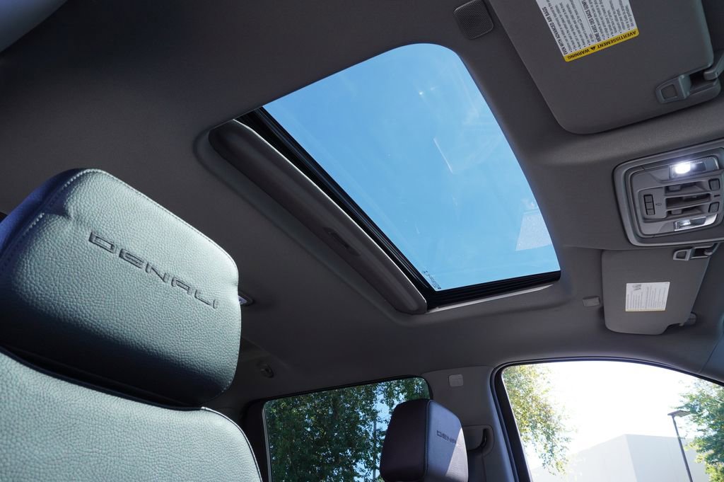 Certified 2022 GMC Sierra 1500 Denali w/ Denali Premium Package image 14