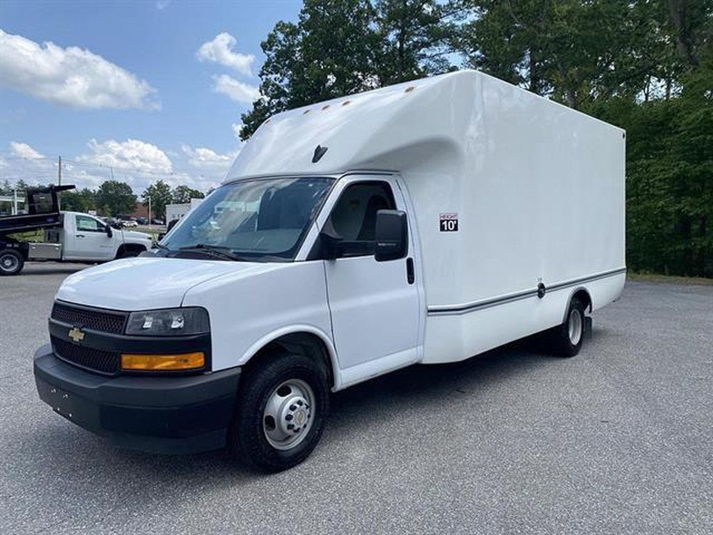 Used 2023 Chevrolet Express 3500 w/ Power Convenience Package RWD image 22