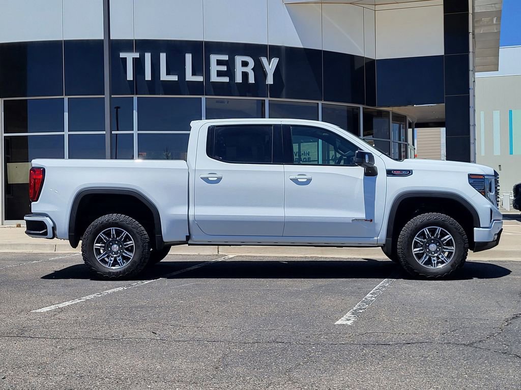 Used 2025 GMC Sierra 1500 AT4 AWD/4WD image 1