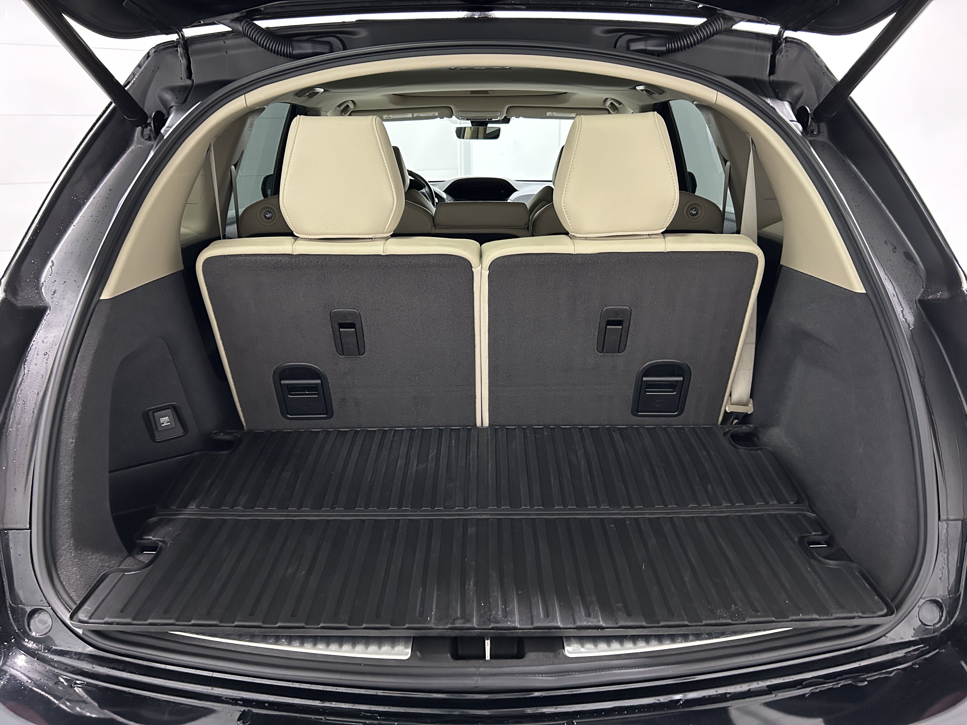 Used 2020 Acura MDX SH-AWD image 32