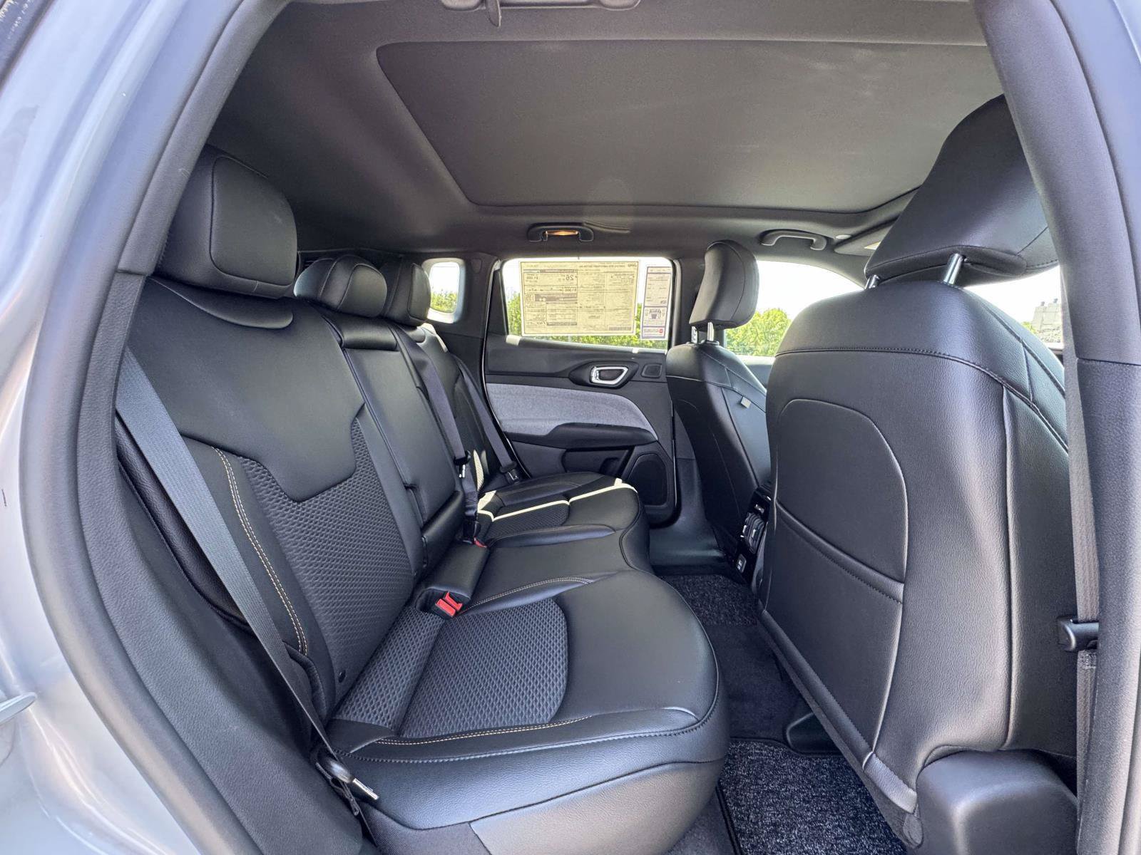 New 2026 Jeep Compass Latitude AWD/4WD image 16
