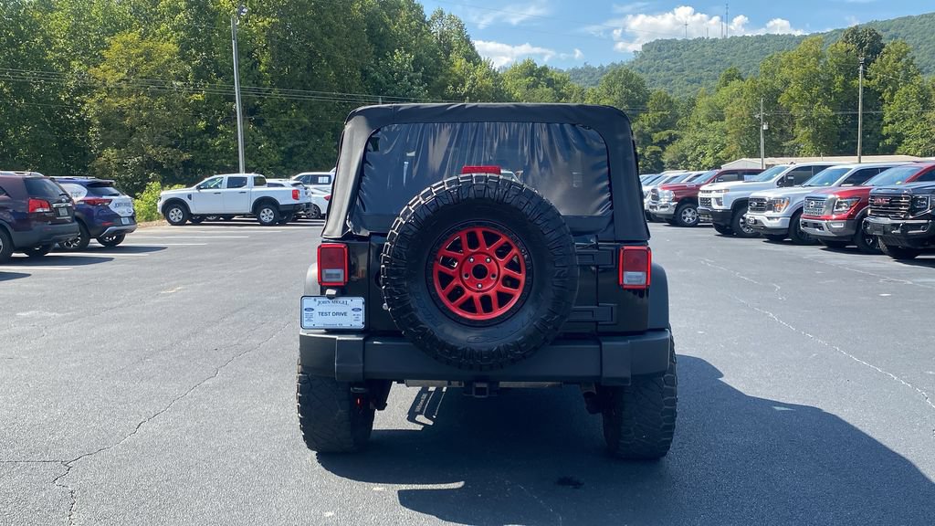 Used 2012 Jeep Wrangler Sport AWD/4WD image 6