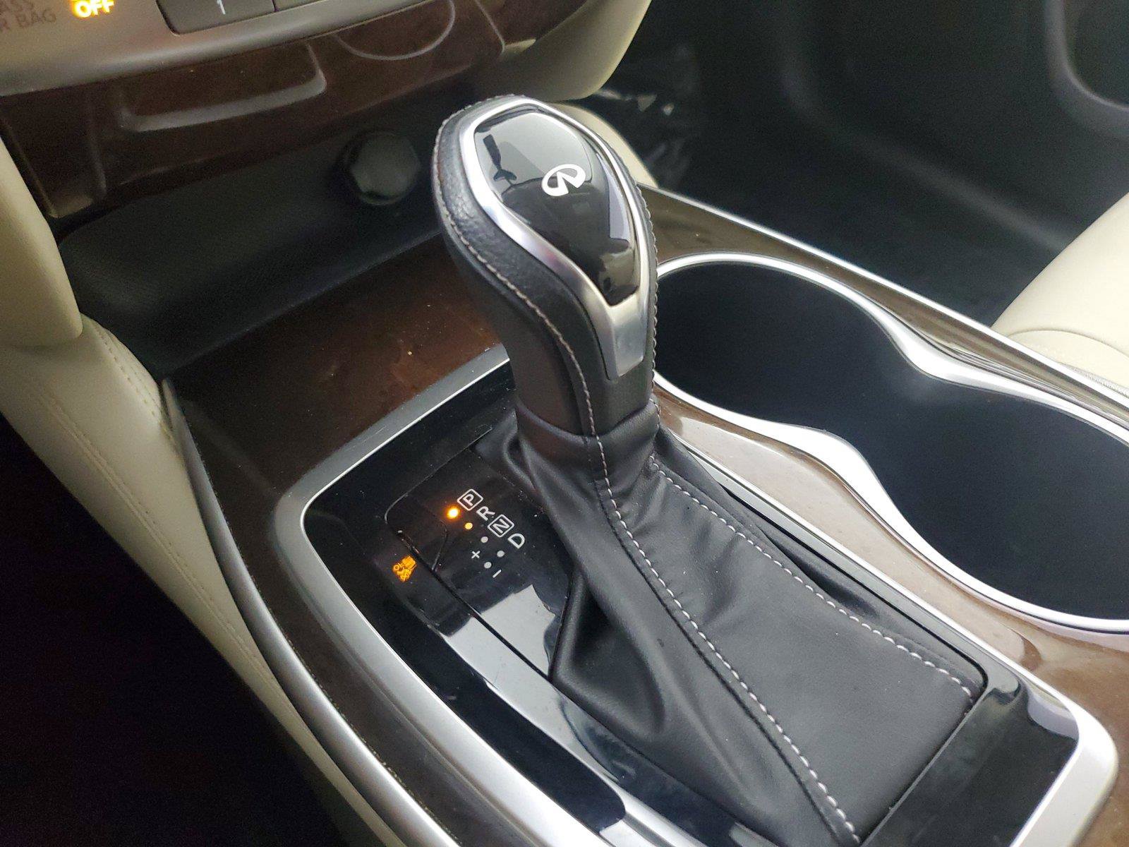 Used 2018 INFINITI QX60 FWD w/ Deluxe Technology Package image 31